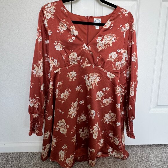 (Bundle) 7 Variety Mini/Maxi Dresses in Sizes Extra Small/Small/Medium - Picture 5 of 8